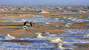 Il 'deserto bianco' all'alba